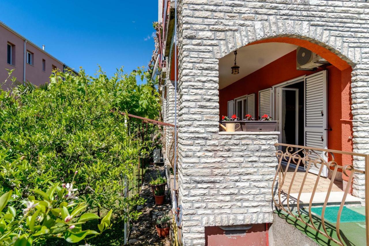 Apartment Yean Kastela Exterior photo